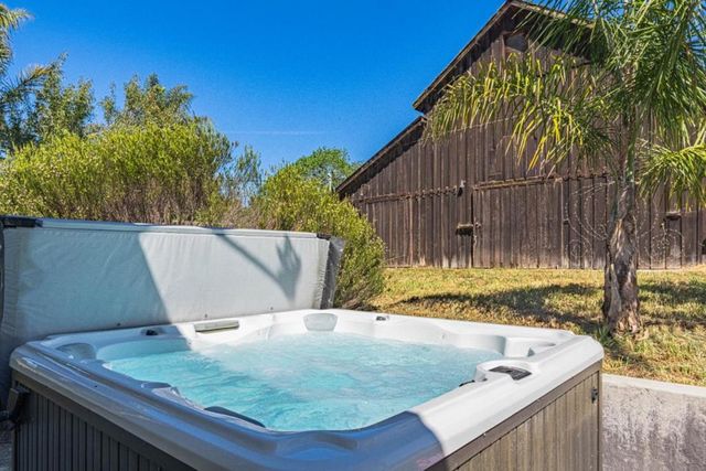 9585 Prunedale South Road, Salinas, CA 93907