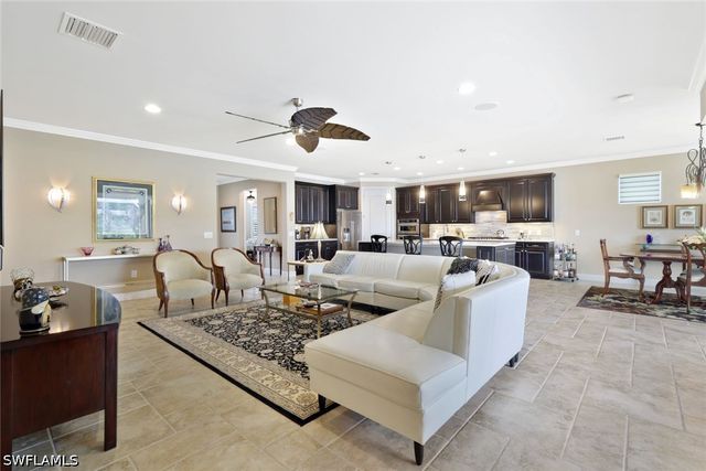 10574 Tidewater Key BLVD, Estero, FL 33928