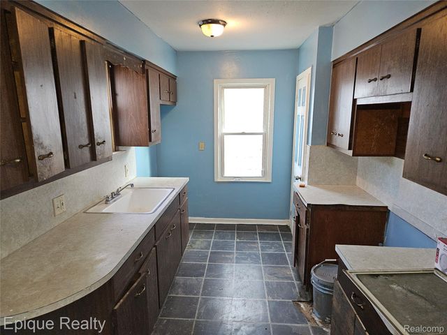 15675 Lappin Street, Detroit, MI 48205