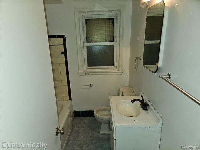 15675 Lappin Street, Detroit, MI 48205