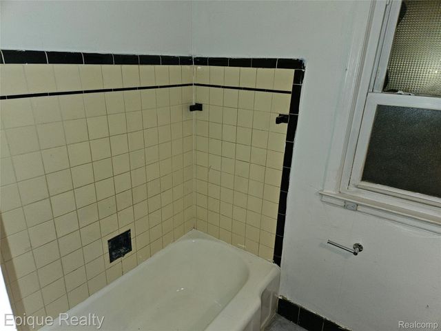 15675 Lappin Street, Detroit, MI 48205