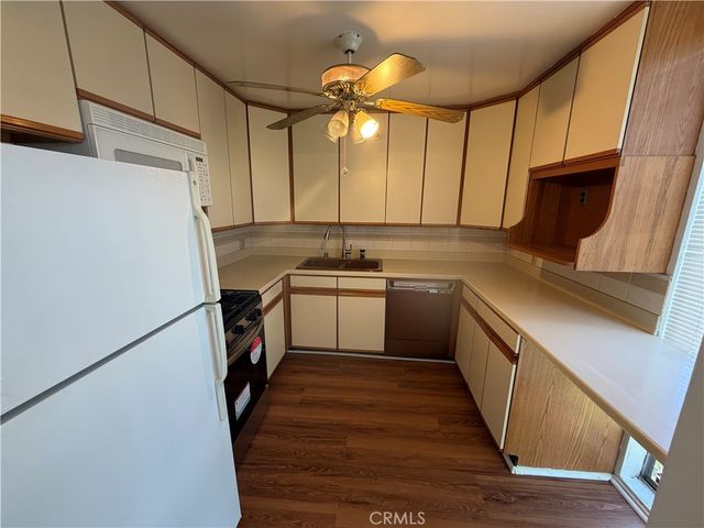 433 S Palm 1, Beverly Hills, CA 90212