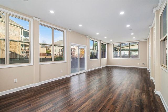 915 Elmsbrook Lane, Alpharetta, GA 30004