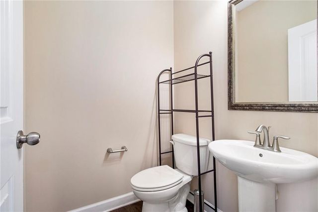 915 Elmsbrook Lane, Alpharetta, GA 30004