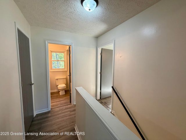 229 Williamsburg Road, Lansing, MI 48917