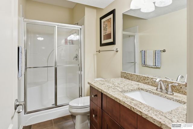 19502 Jones Street, Omaha, NE 68022