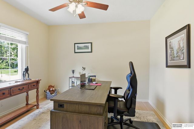 19502 Jones Street, Omaha, NE 68022