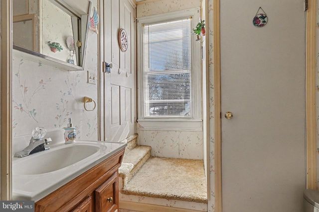 103 ALWINE RD, Middletown, PA 17057