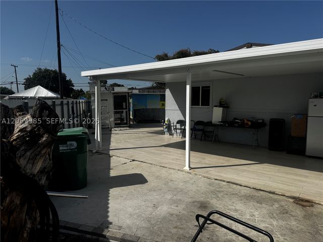 15200 Railroad Dr, Miami Gardens, FL 33054