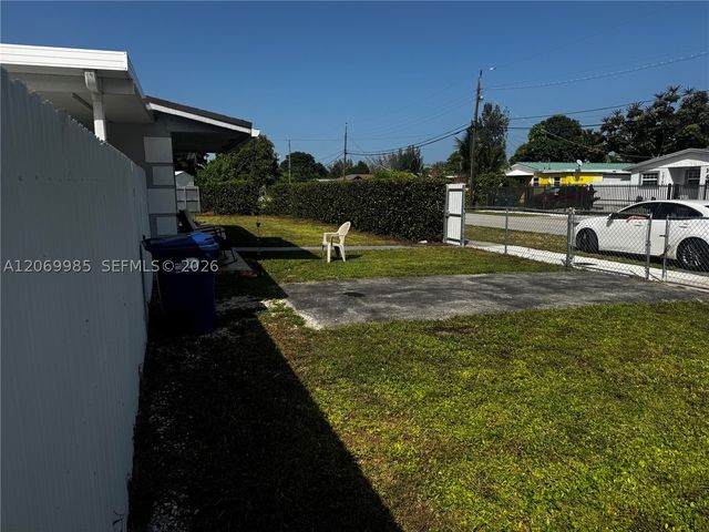 15200 Railroad Dr, Miami Gardens, FL 33054