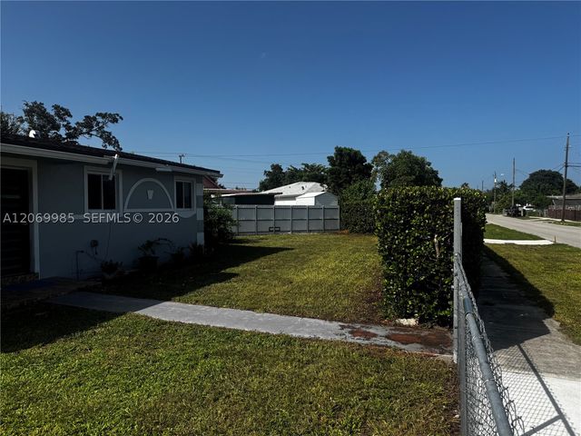 15200 Railroad Dr, Miami Gardens, FL 33054