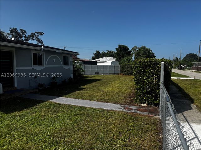 15200 Railroad Dr, Miami Gardens, FL 33054