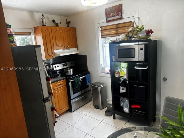 15200 Railroad Dr, Miami Gardens, FL 33054