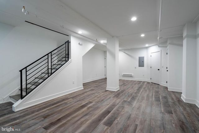 2323 E CABOT ST, Philadelphia, PA 19125