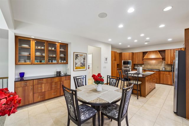 1125 Glen Oaks Drive, West Des Moines, IA 50266