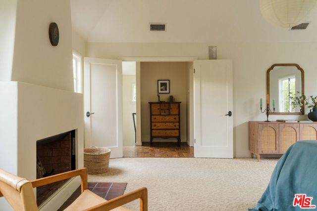 1990 Rose Villa Street, Pasadena, CA 91107