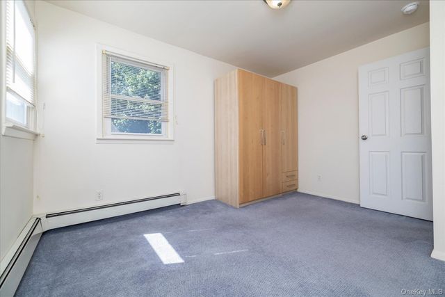 129 Arlyn Drive W, Massapequa, NY 11758