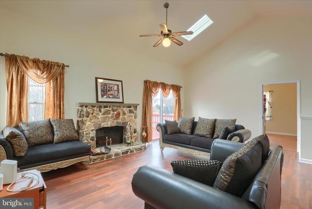 3512 ATHENA AVE, Harrisburg, PA 17110