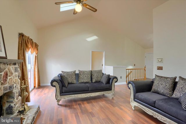 3512 ATHENA AVE, Harrisburg, PA 17110