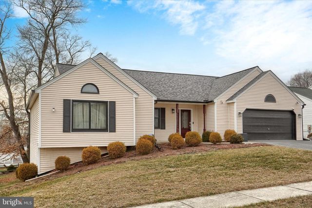 3512 ATHENA AVE, Harrisburg, PA 17110