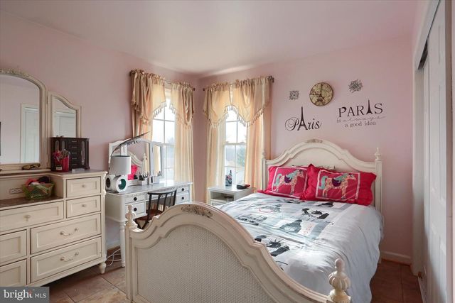 3512 ATHENA AVE, Harrisburg, PA 17110