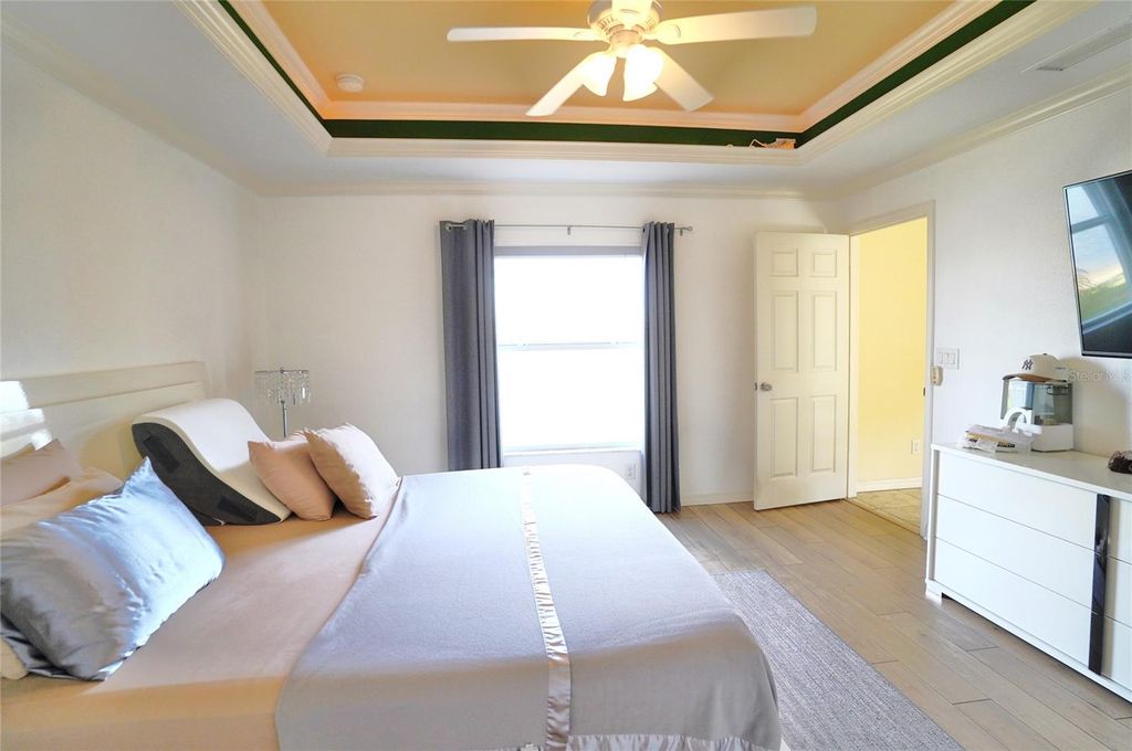 Image 20 of property listing at 12760 SW LAKE SIDE DRIVE, Arcadia, FL 34269