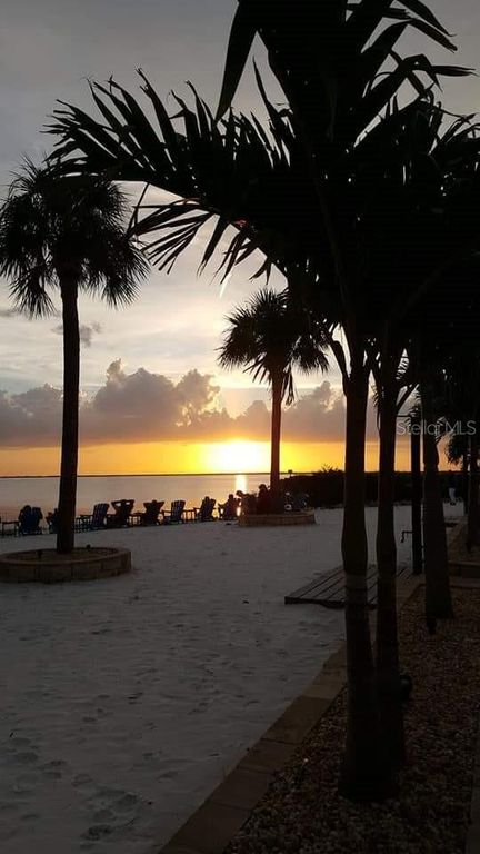 Image 53 of property listing at 12760 SW LAKE SIDE DRIVE, Arcadia, FL 34269