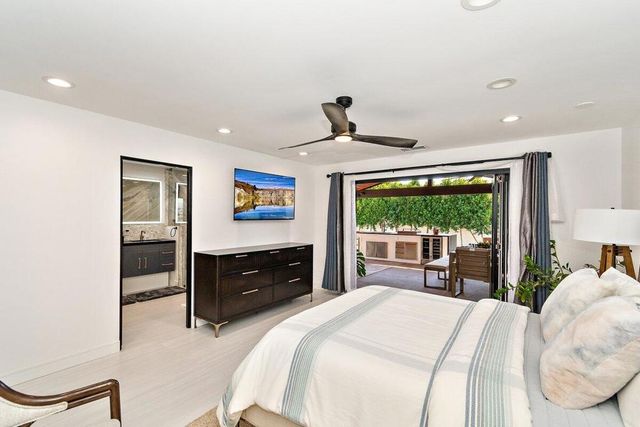 565 W Yorba Road, Palm Springs, CA 92262