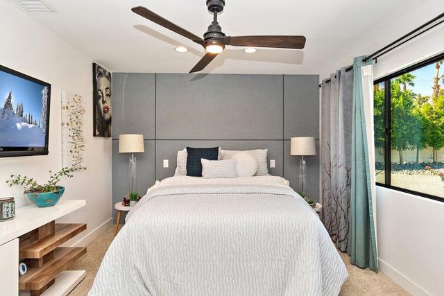 565 W Yorba Road, Palm Springs, CA 92262