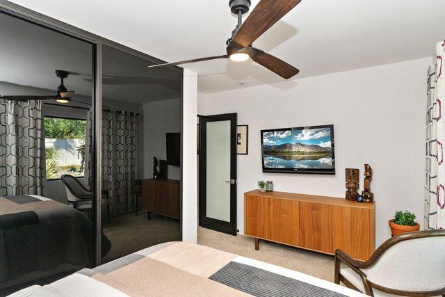 565 W Yorba Road, Palm Springs, CA 92262