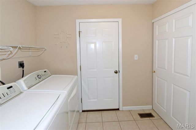 1006 Golden Orchard Drive, O'fallon, MO 63368