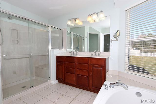 1006 Golden Orchard Drive, O'fallon, MO 63368