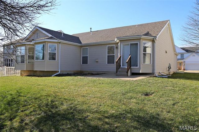 1006 Golden Orchard Drive, O'fallon, MO 63368