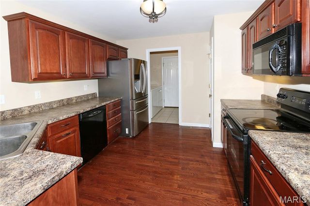 1006 Golden Orchard Drive, O'fallon, MO 63368