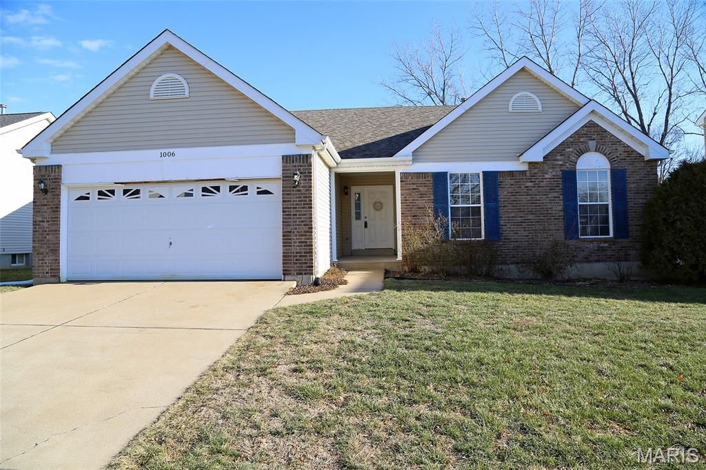 1006 Golden Orchard Drive, O'fallon, MO 63368