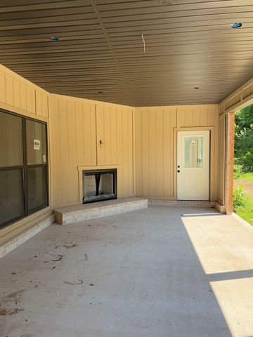 26 Sisney Drive, Ash Flat, AR 72513