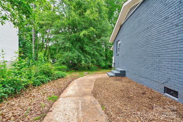 1010 Fallston Road, Shelby, NC 28150