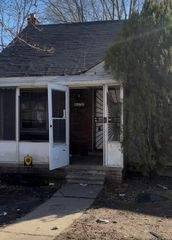 16232 Manning Street, Detroit City, MI 48205