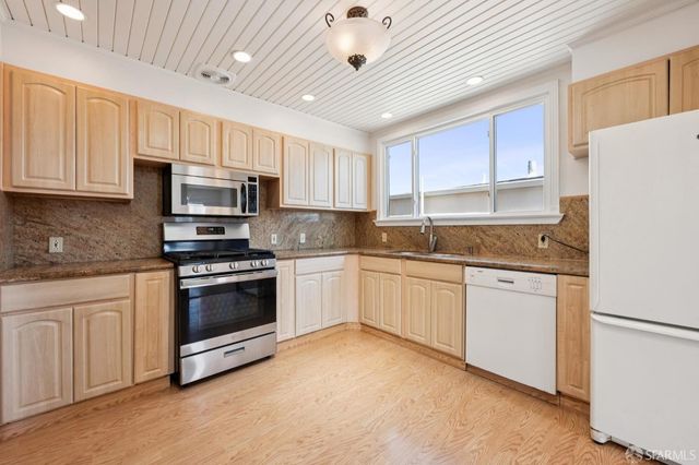 68 Oakmont Drive, Daly City, CA 94015