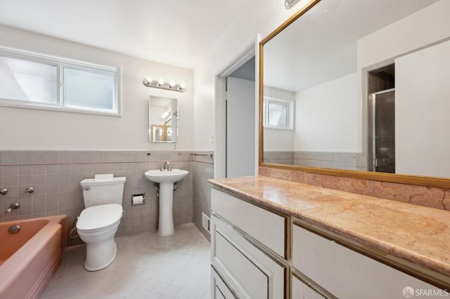 68 Oakmont Drive, Daly City, CA 94015