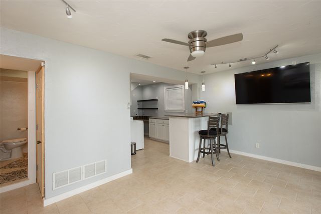 116 Isle Of View Drive, Tool, TX 75143