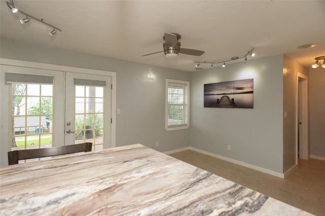 116 Isle Of View Drive, Tool, TX 75143