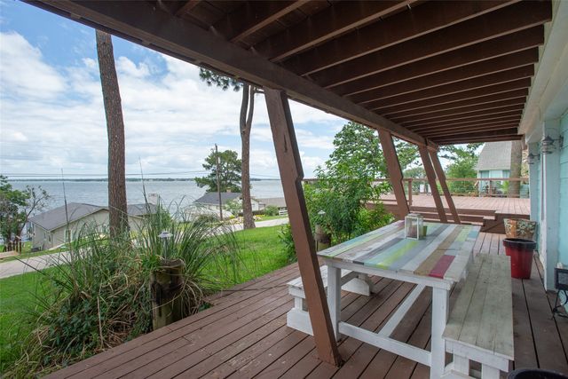 116 Isle Of View Drive, Tool, TX 75143