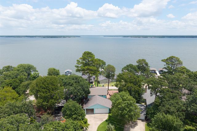 116 Isle Of View Drive, Tool, TX 75143