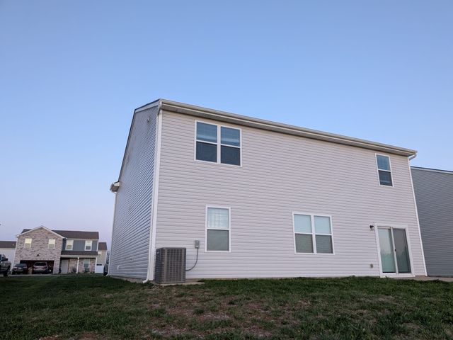 4456 Jack Faulk St, Murfreesboro, TN 37127