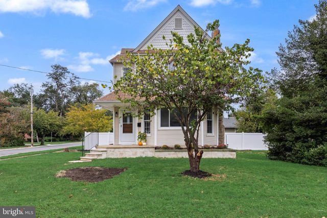 620 CENTRAL AVE, Laurel Springs, NJ 08021
