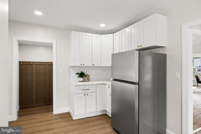 620 CENTRAL AVE, Laurel Springs, NJ 08021