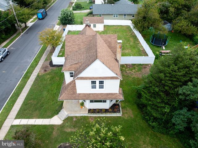 620 CENTRAL AVE, Laurel Springs, NJ 08021