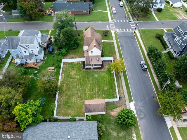 620 CENTRAL AVE, Laurel Springs, NJ 08021