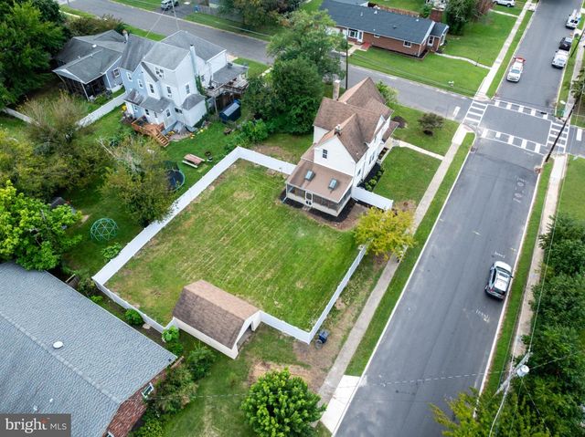 620 CENTRAL AVE, Laurel Springs, NJ 08021